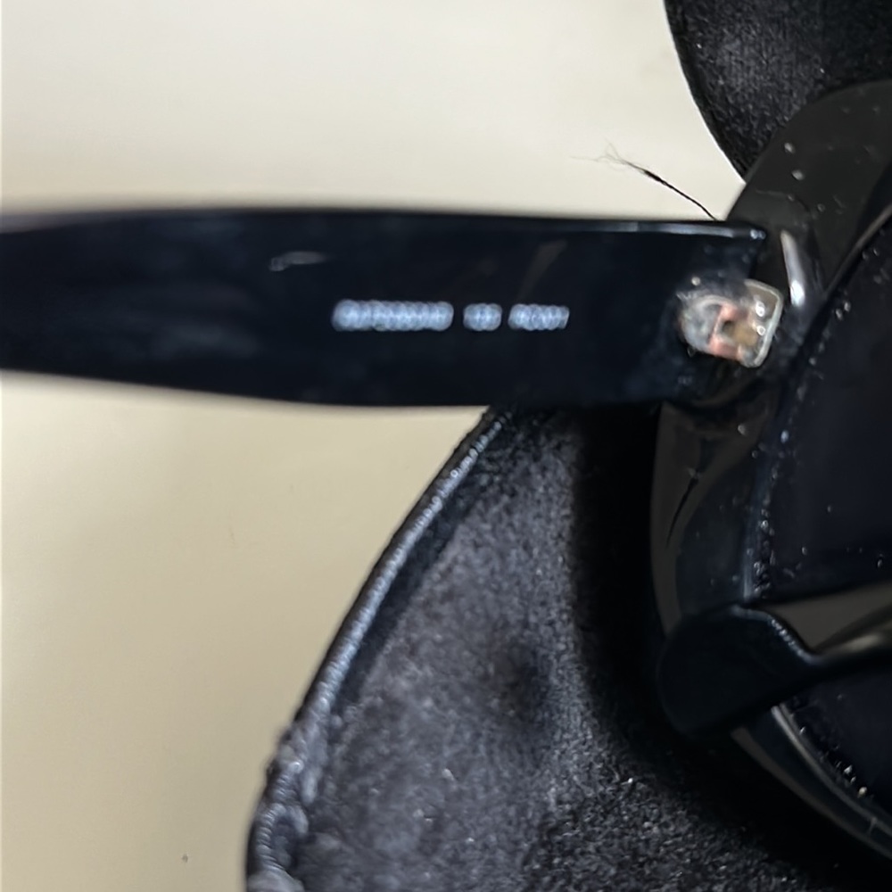 CHANEL Sunglasses - Picture 5 of 6